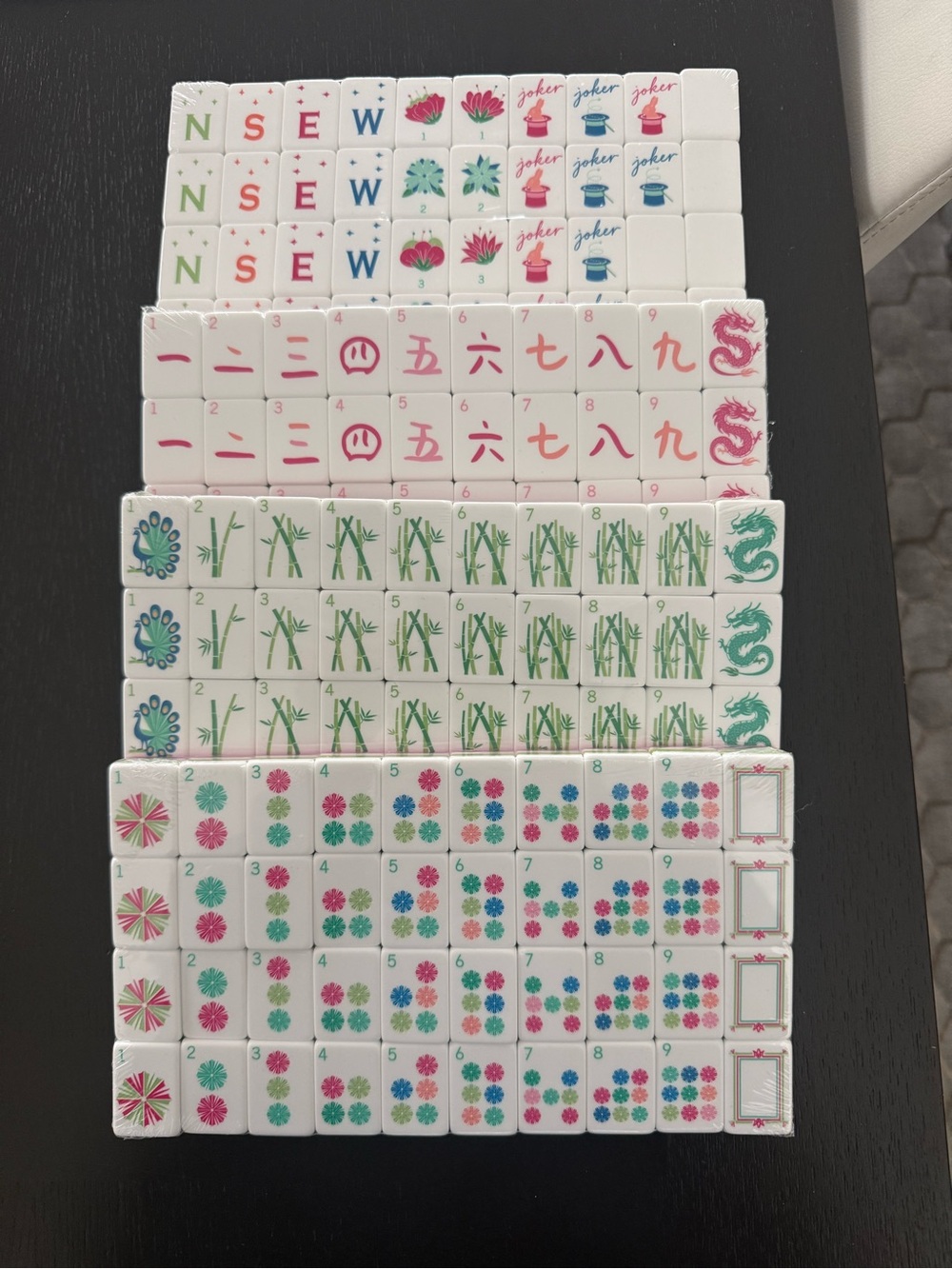 Orchid Elegance Mahjong Set (160pcs)